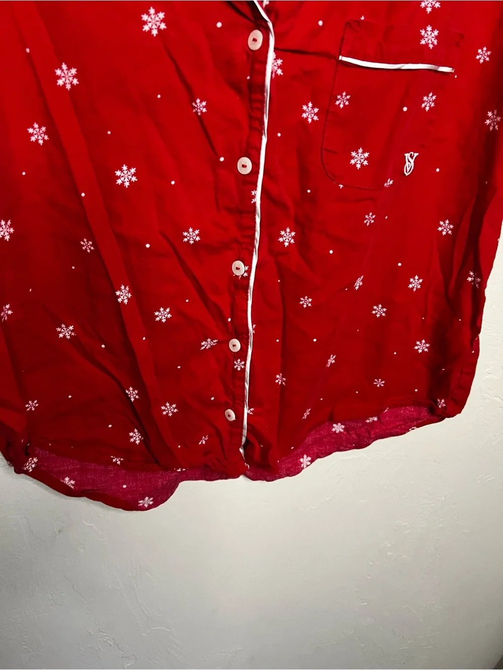 Victoria’s Secret Lipstick Red White Snowflake Short Sleeve Flannel Pajama Set
